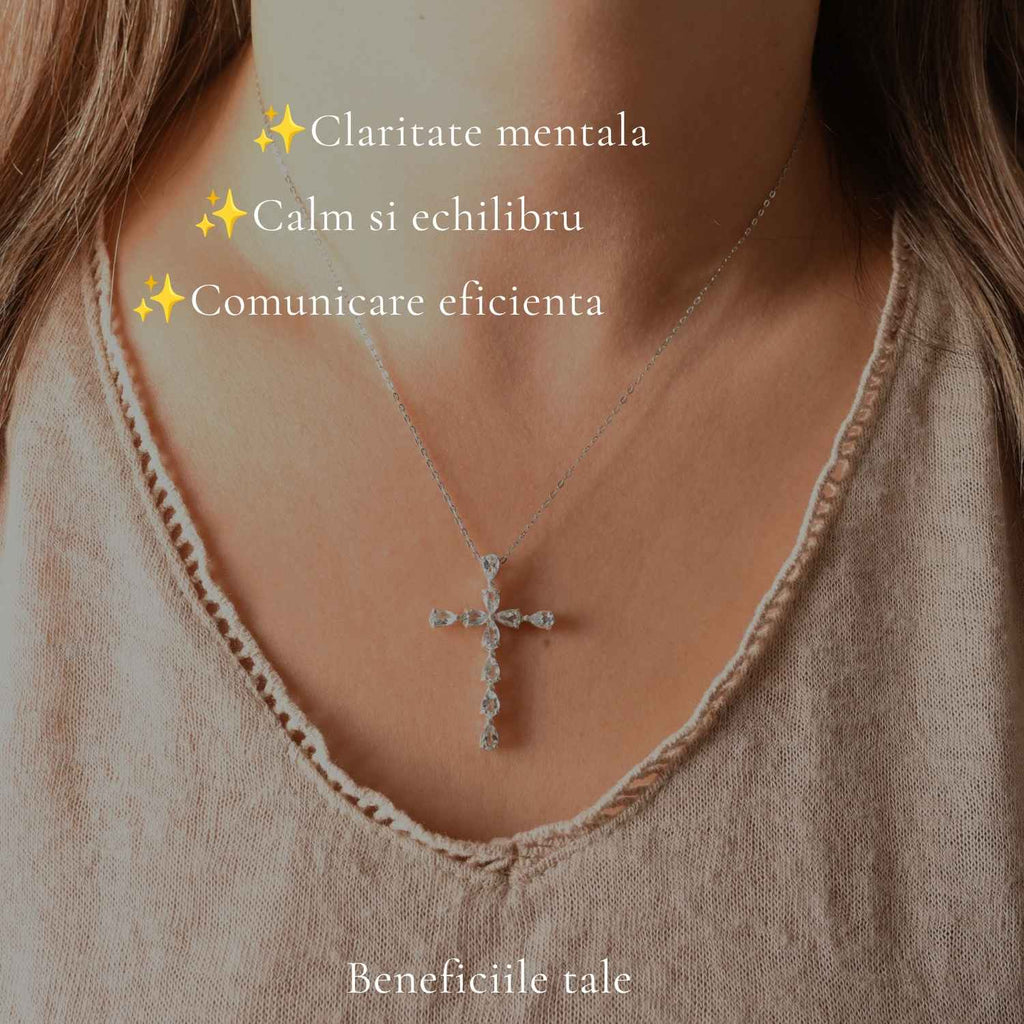 Colier Argint 925 cu Topaz Albastru Natural Fatetat in Forma de Cruce – Claritate si Incredere