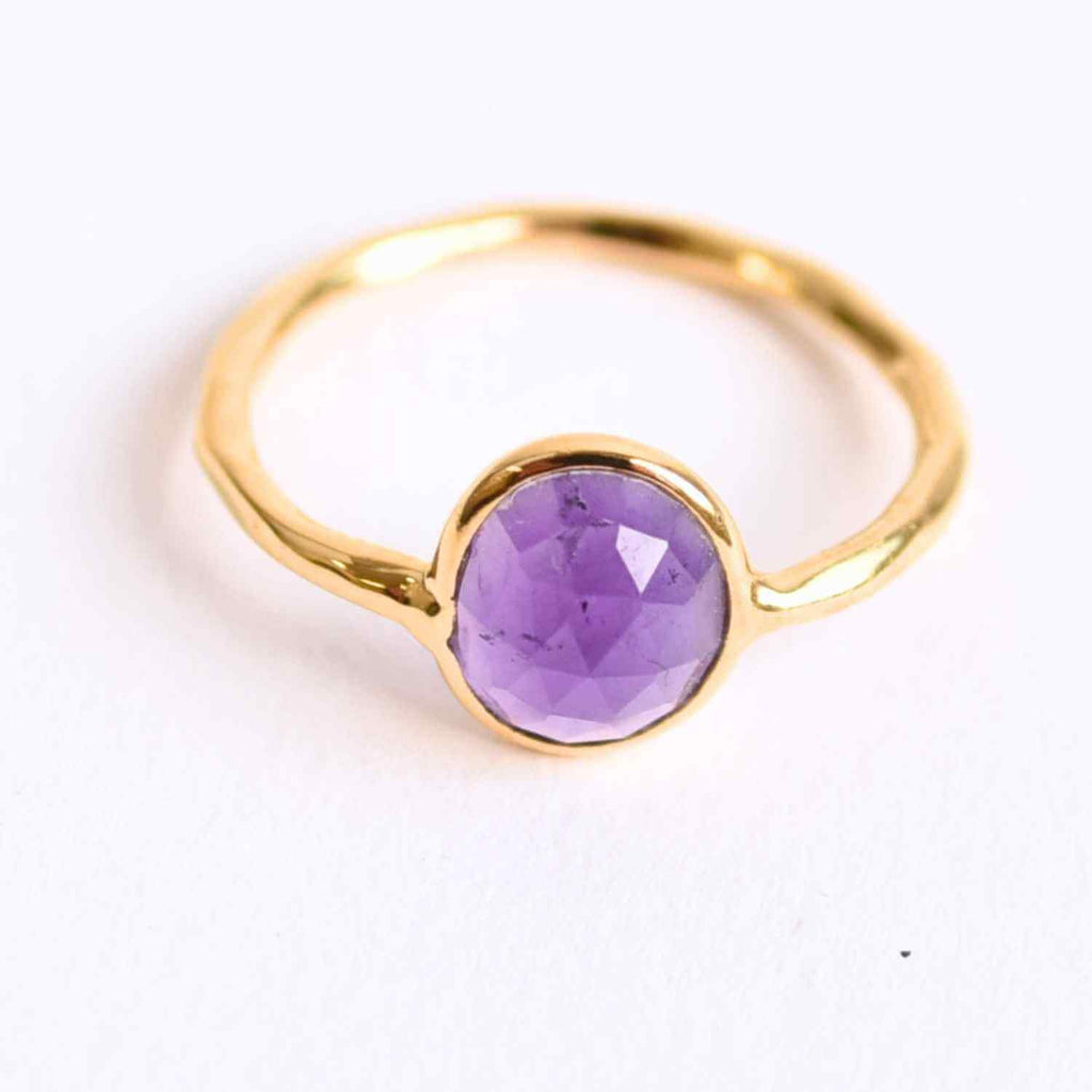 Inel din Argint 925 placat cu Aur de 18K cu Ametist Fatetat 1.58 gr M54 / 7– Claritate mentala si echilibru emotional