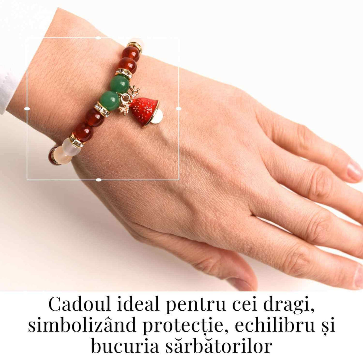 Bratara naturala Agat rosu, alb si aventurin verde cu accesoriu mixt - echilibru si noroc