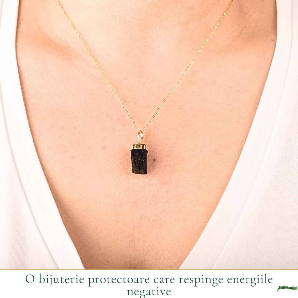 Colier cu Turmalină Neagră, Argint 925 placat aur 18k – CraftMystic