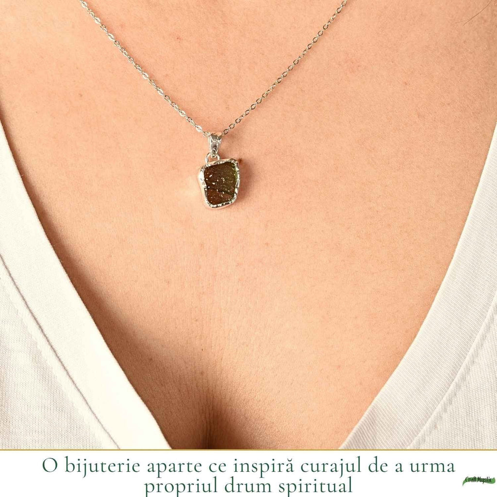 Colier cu Moldavit, Argint 925 – CraftMystic