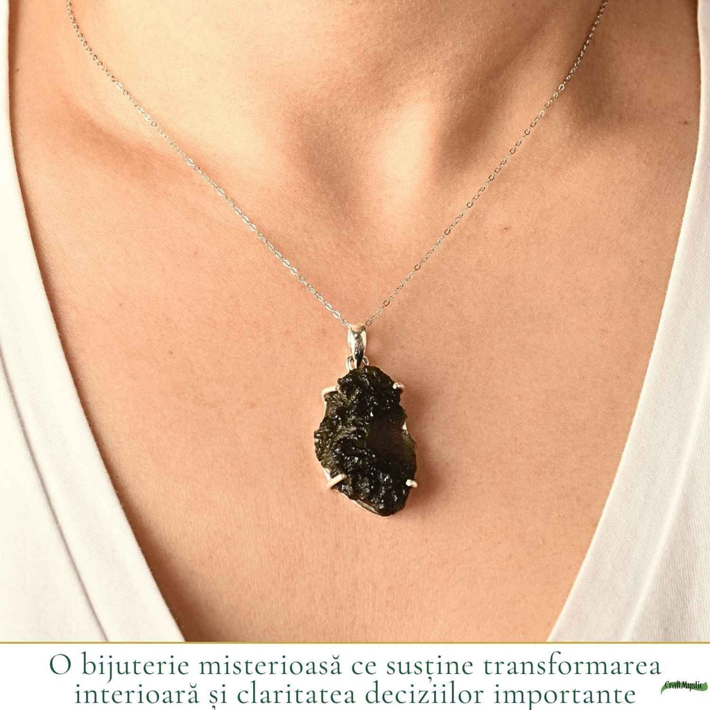 Colier cu Moldavit, Argint 925 – CraftMystic