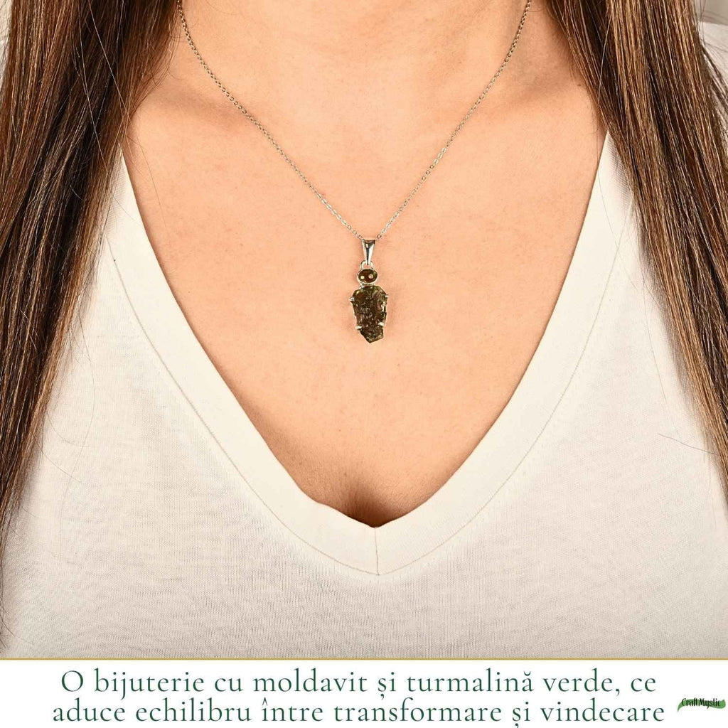 Colier cu Moldavit și Turmalină Verde – CraftMystic