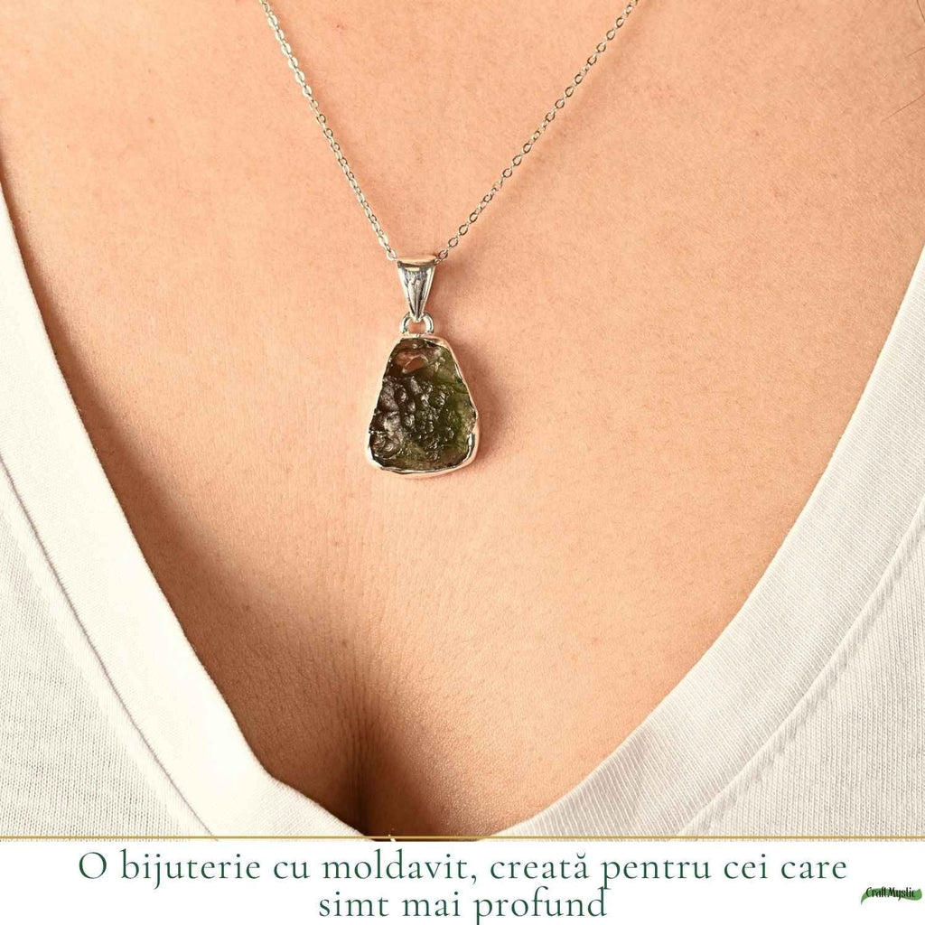 Colier cu Moldavit, Argint 925 – CraftMystic