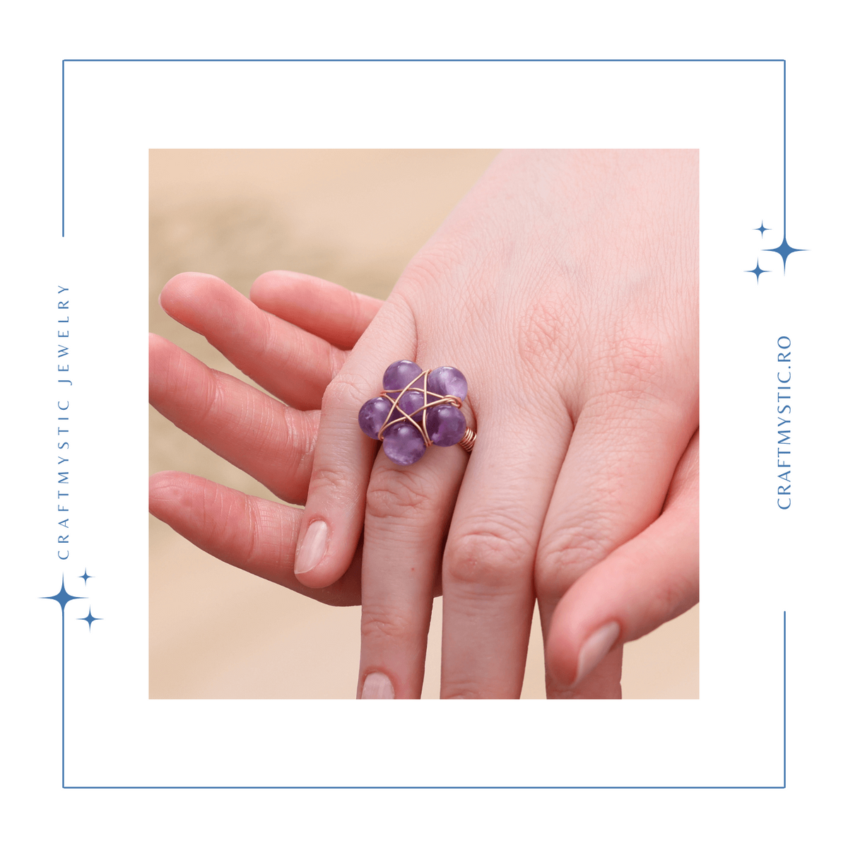 Inel Auriu cu Design Floral din Ametist