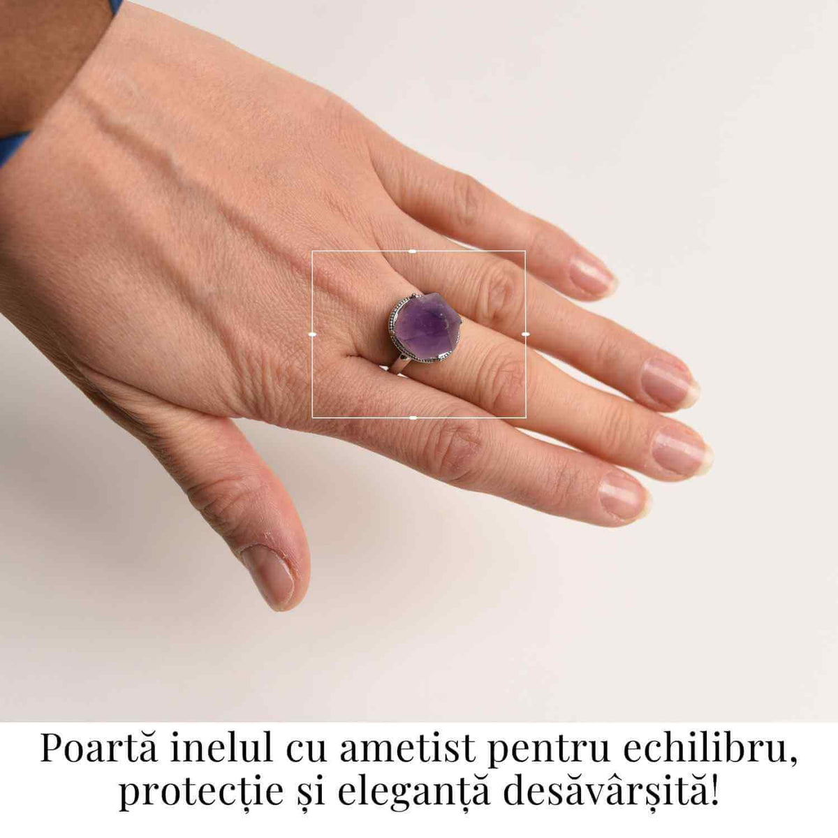 Inel ajustabil argintiu cu piatra naturala varf de ametist