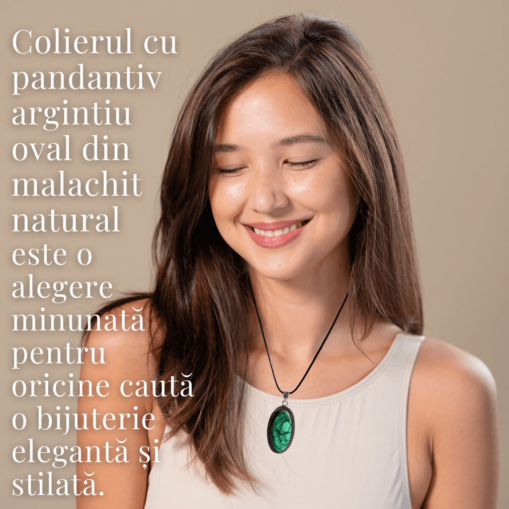 Colier Reglabil cu Pandantiv Argintiu 40mm in Forma Ovala din Malachit Natural