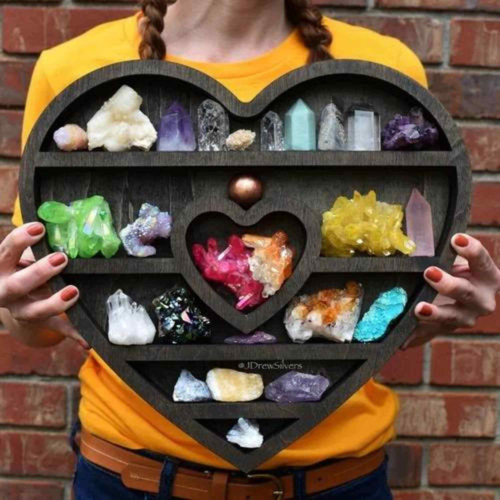 Mini Raft 30x30 cm expunere din lemn pentru cristale, uleiuri esentiale design inima - Decor pentru camera cu forma inima