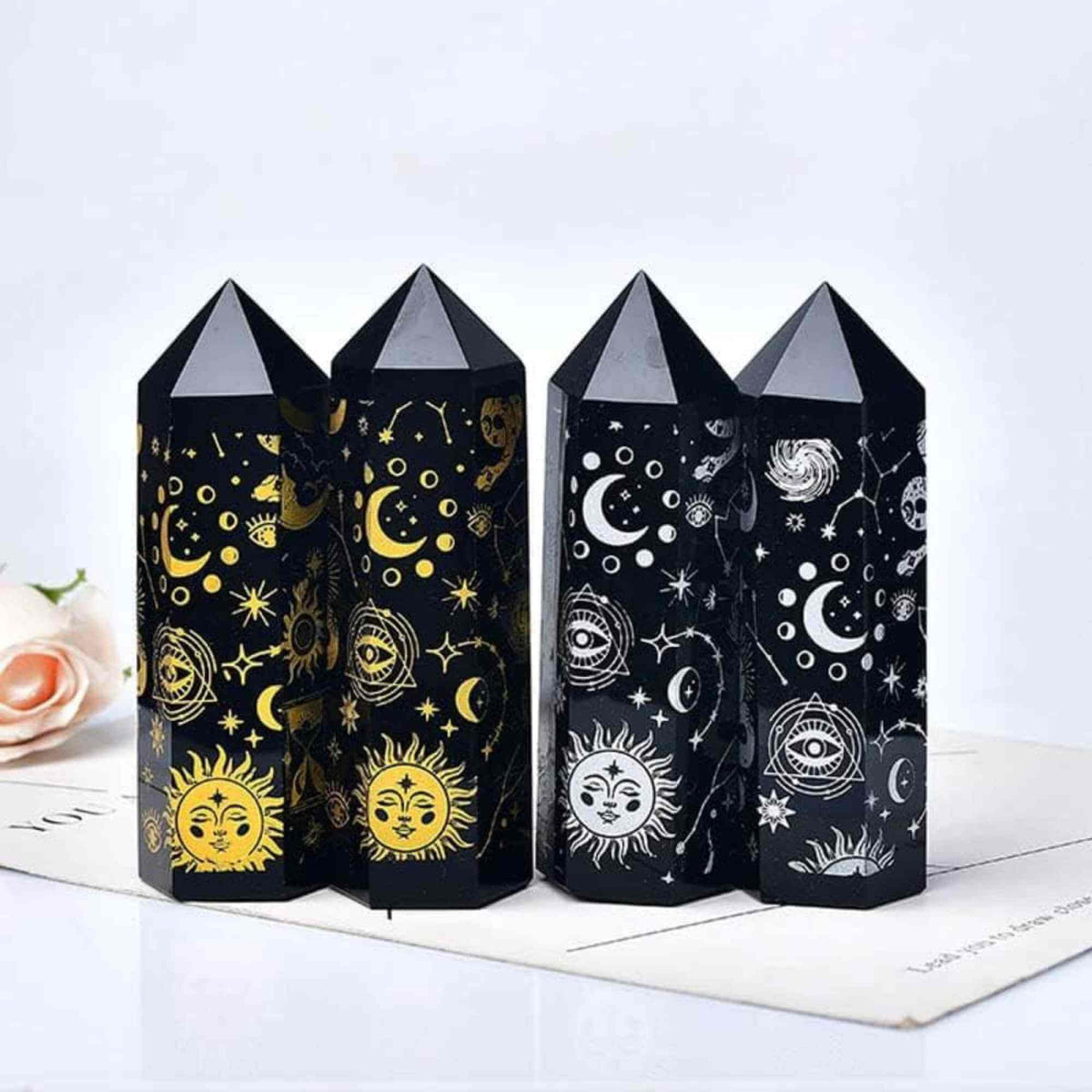 Turn din Cristal de Obsidian Natural de 9-10 cm cu Model Stea si Luna Acoperit cu Auriu - Bagheta pentru decor, meditatie